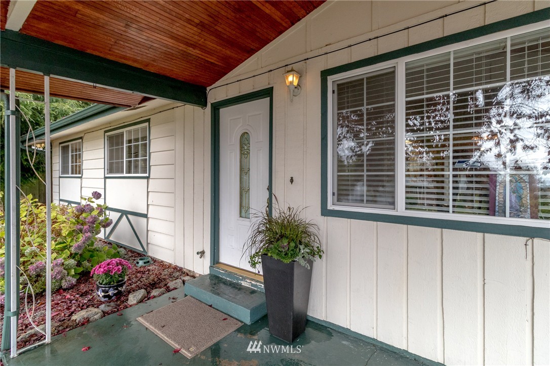 19844 105th Avenue Southeast Renton, WA 98055 - Photo 2 of 23 Gallery Image 2