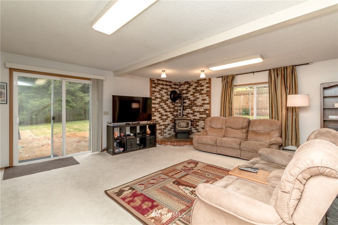 19844 105th Avenue Southeast Renton, WA 98055 - Photo 14 of 23 Gallery Image 14