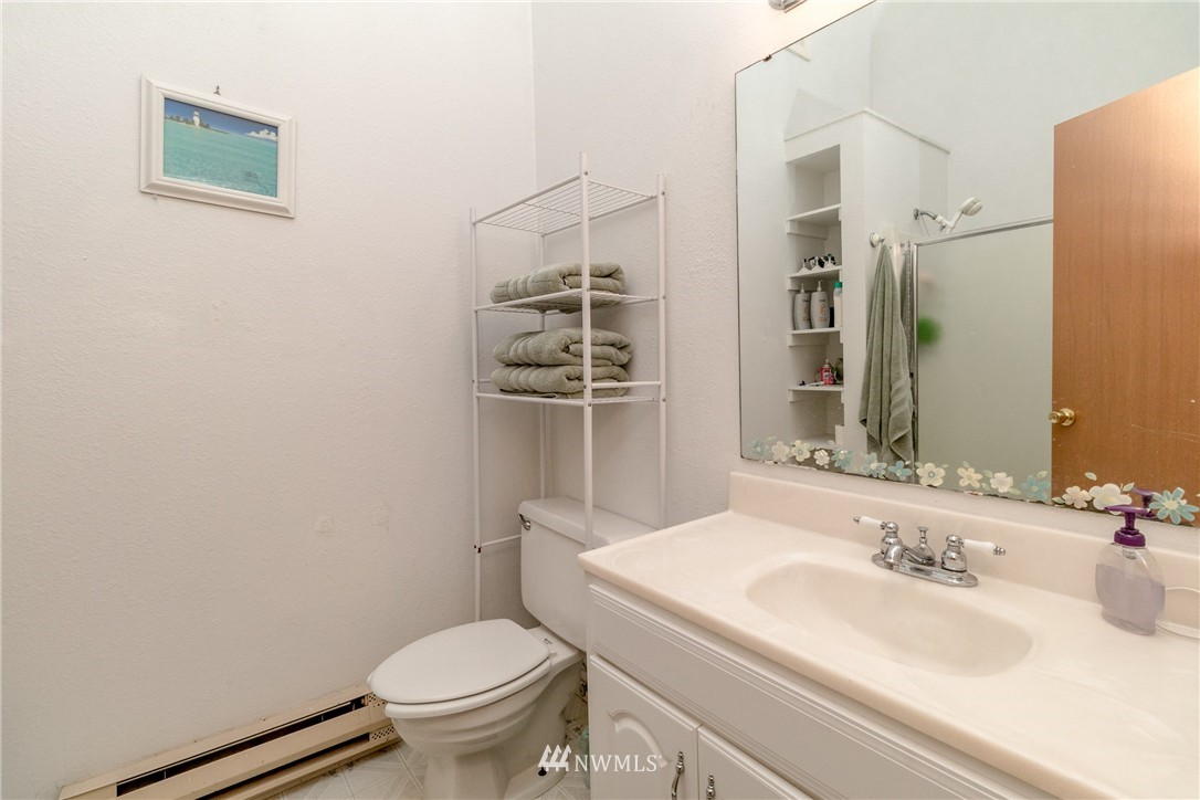 19844 105th Avenue Southeast Renton, WA 98055 - Photo 21 of 23 Gallery Image 21
