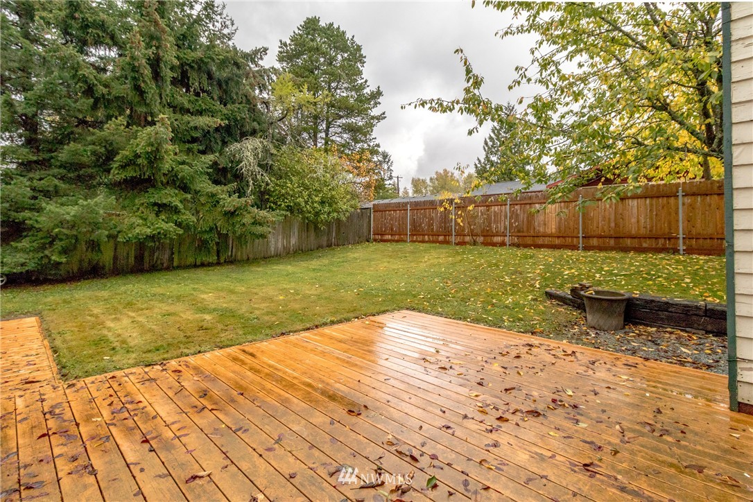 19844 105th Avenue Southeast Renton, WA 98055 - Photo 4 of 23 Gallery Image 4