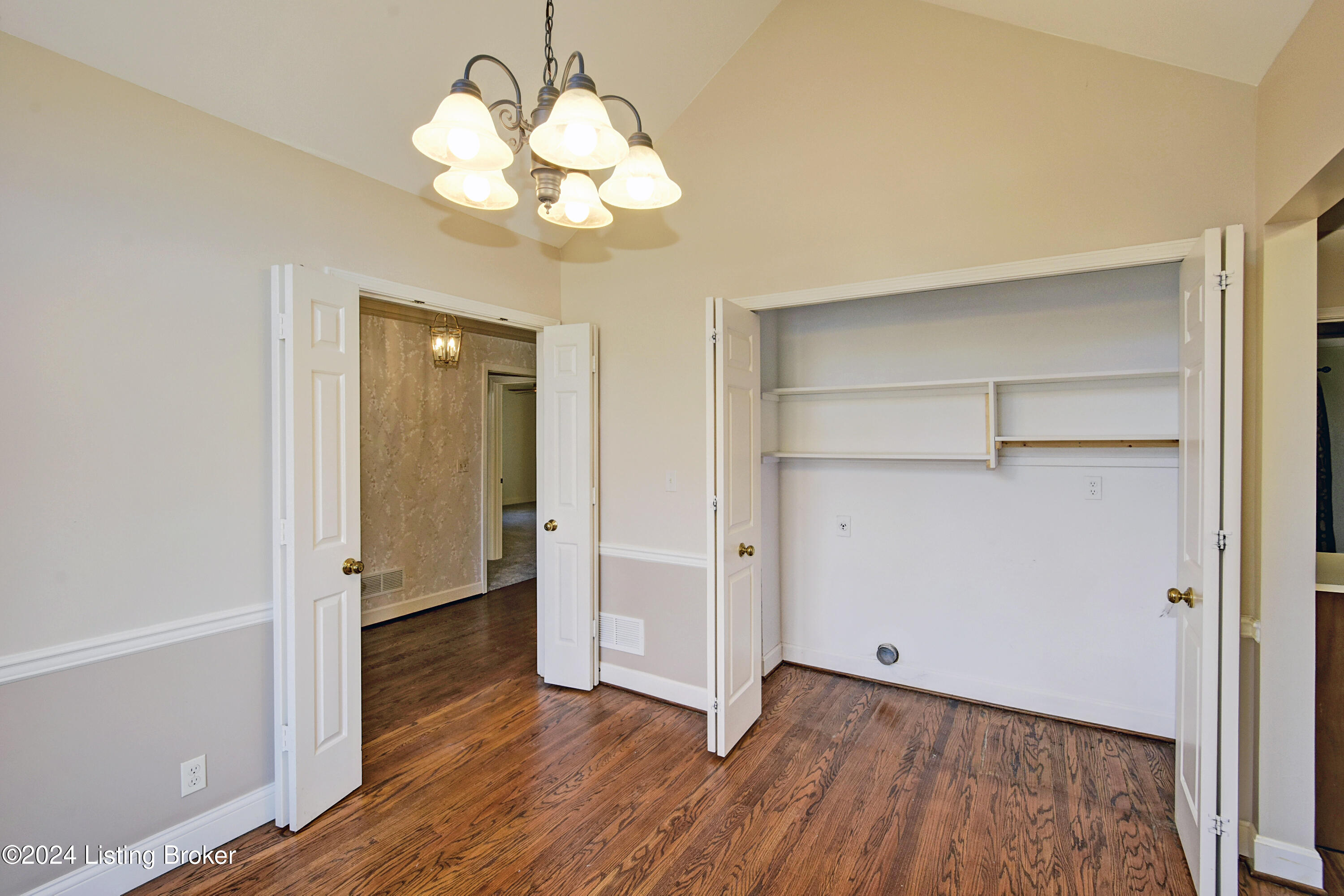 112 Wood Road Louisville, KY 40222 - Photo 6 of 36 _DSC1223_5_6