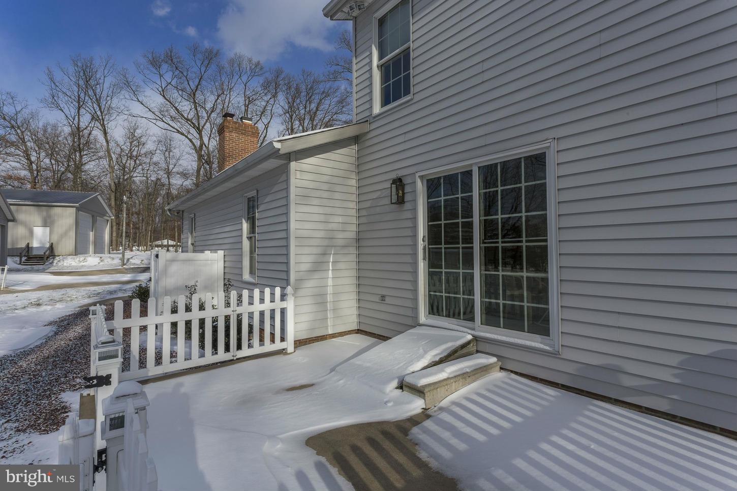 1182 Gorsuch Road Hampstead, MD 21074 - Photo 26 of 29 Rear Deck