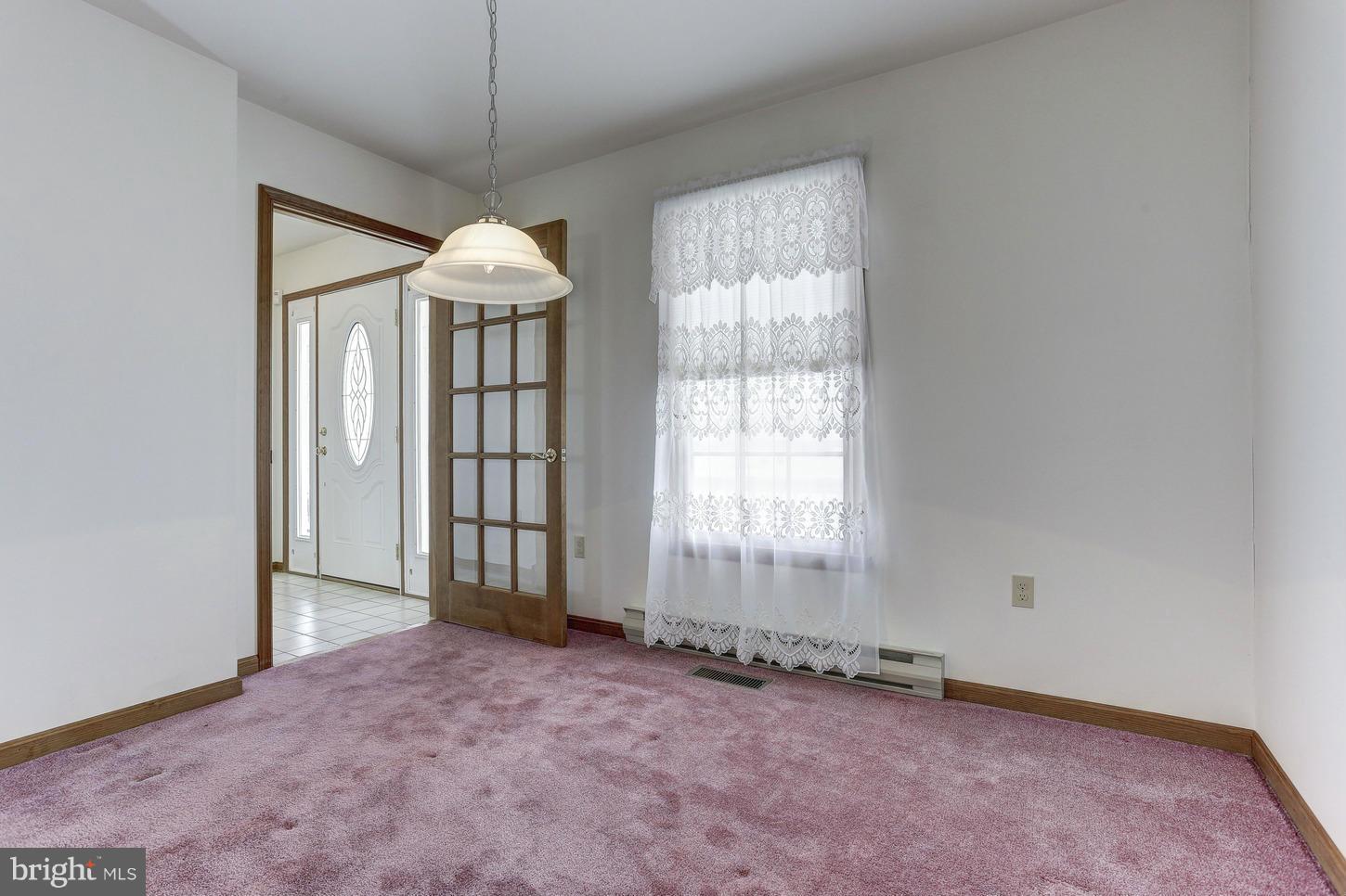 1182 Gorsuch Road Hampstead, MD 21074 - Photo 7 of 29 Dining Room