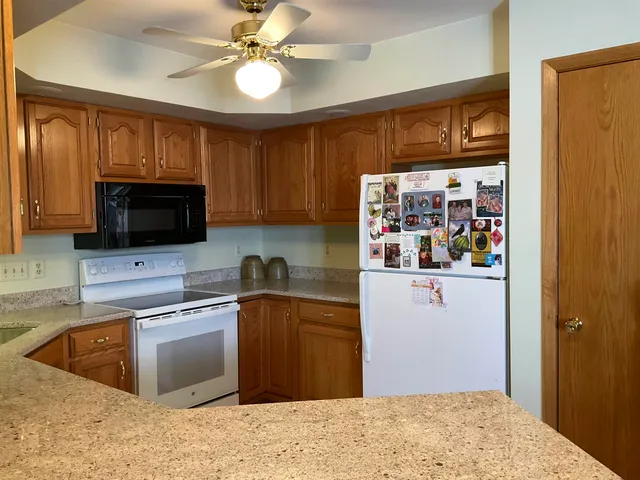 $240,000 | 6573 Laurelwood Drive, Rockford, IL 61108