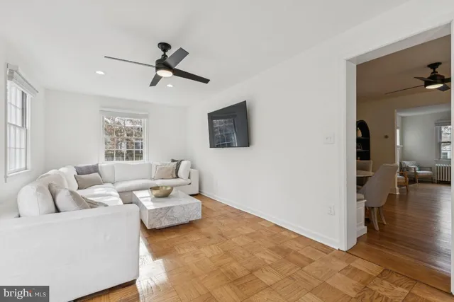 $1,499,990 | 425 North Norwood Street, Arlington, VA 22203