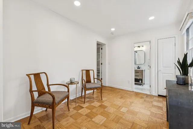 $1,499,990 | 425 North Norwood Street, Arlington, VA 22203