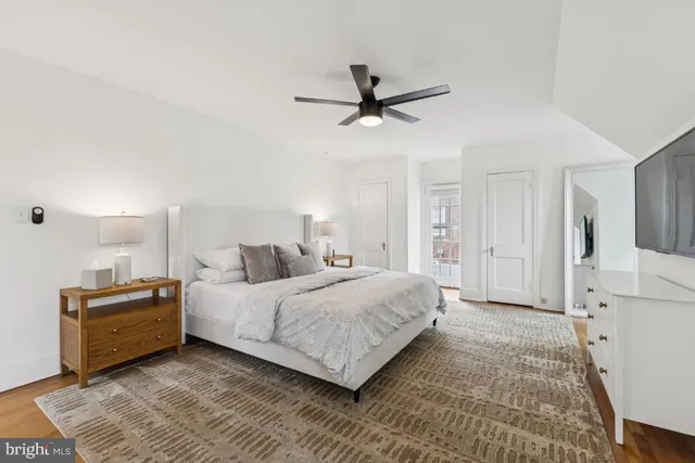 $1,499,990 | 425 North Norwood Street, Arlington, VA 22203