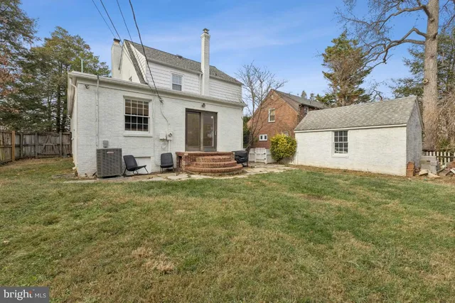 $1,499,990 | 425 North Norwood Street, Arlington, VA 22203