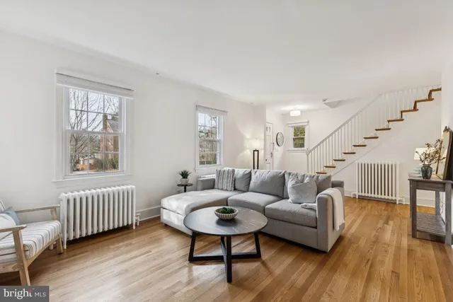 $1,499,990 | 425 North Norwood Street, Arlington, VA 22203