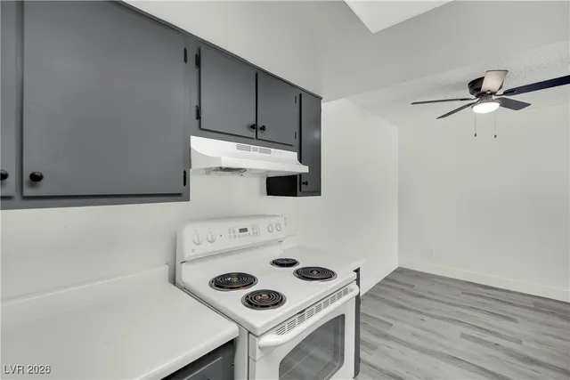 $899 | 3125 North Pecos Road, Unit 204, North Las Vegas, NV 89030