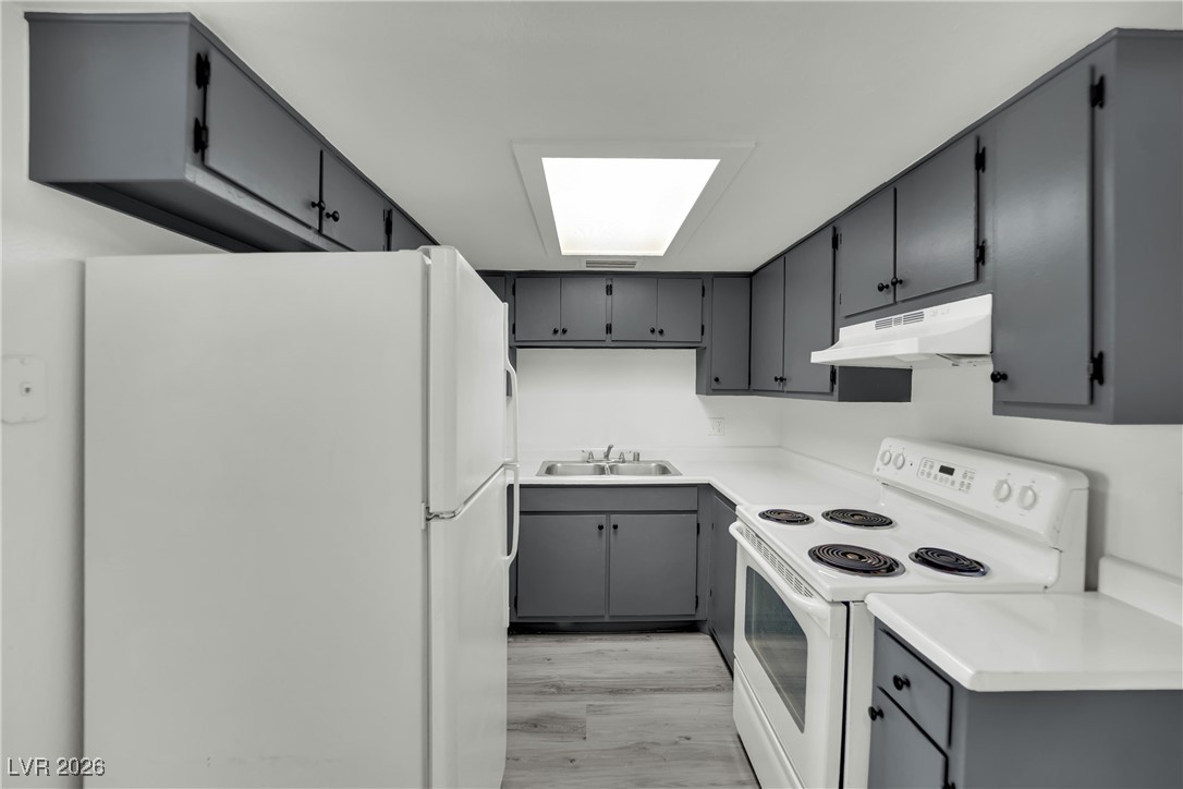 3125 North Pecos Road, Unit 204 North Las Vegas, NV 89030 - Photo 4 of 19