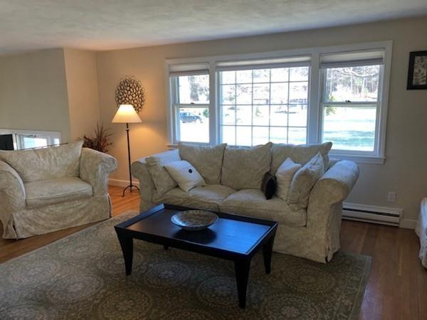 8 Ledgetree Road Medfield, MA 02052 - Photo 5 of 23 Gallery Image 5