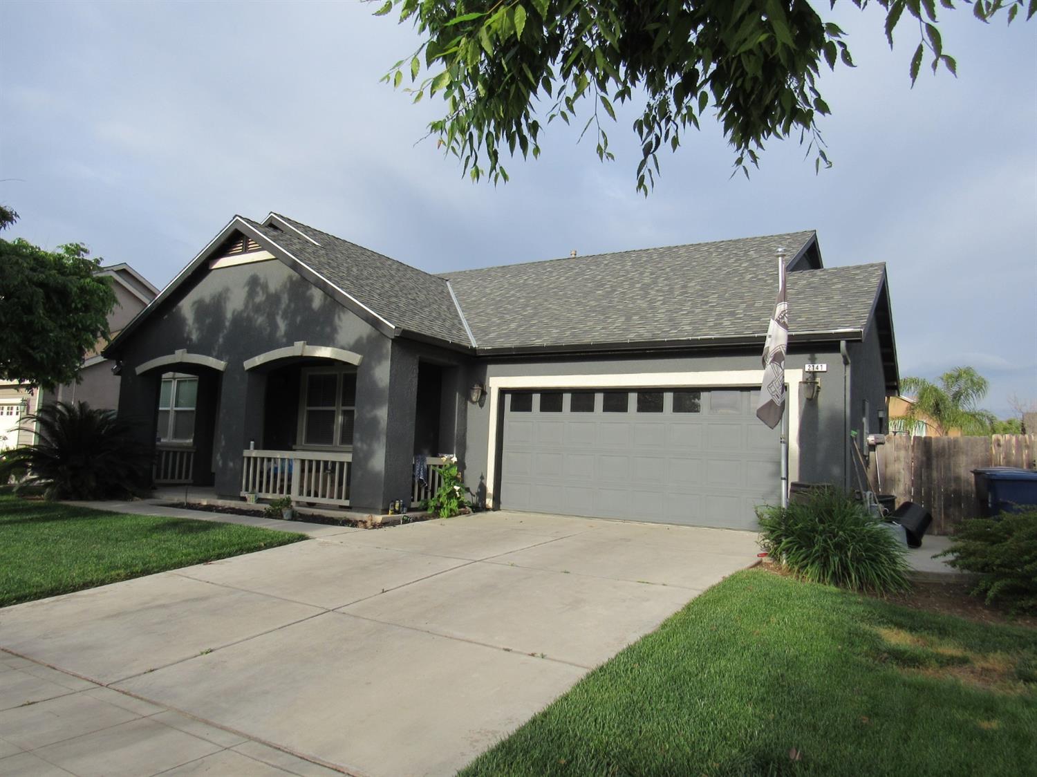 2141 Sheldon Court Reedley, CA 93654 - Photo 1 of 22 Gallery Image 1