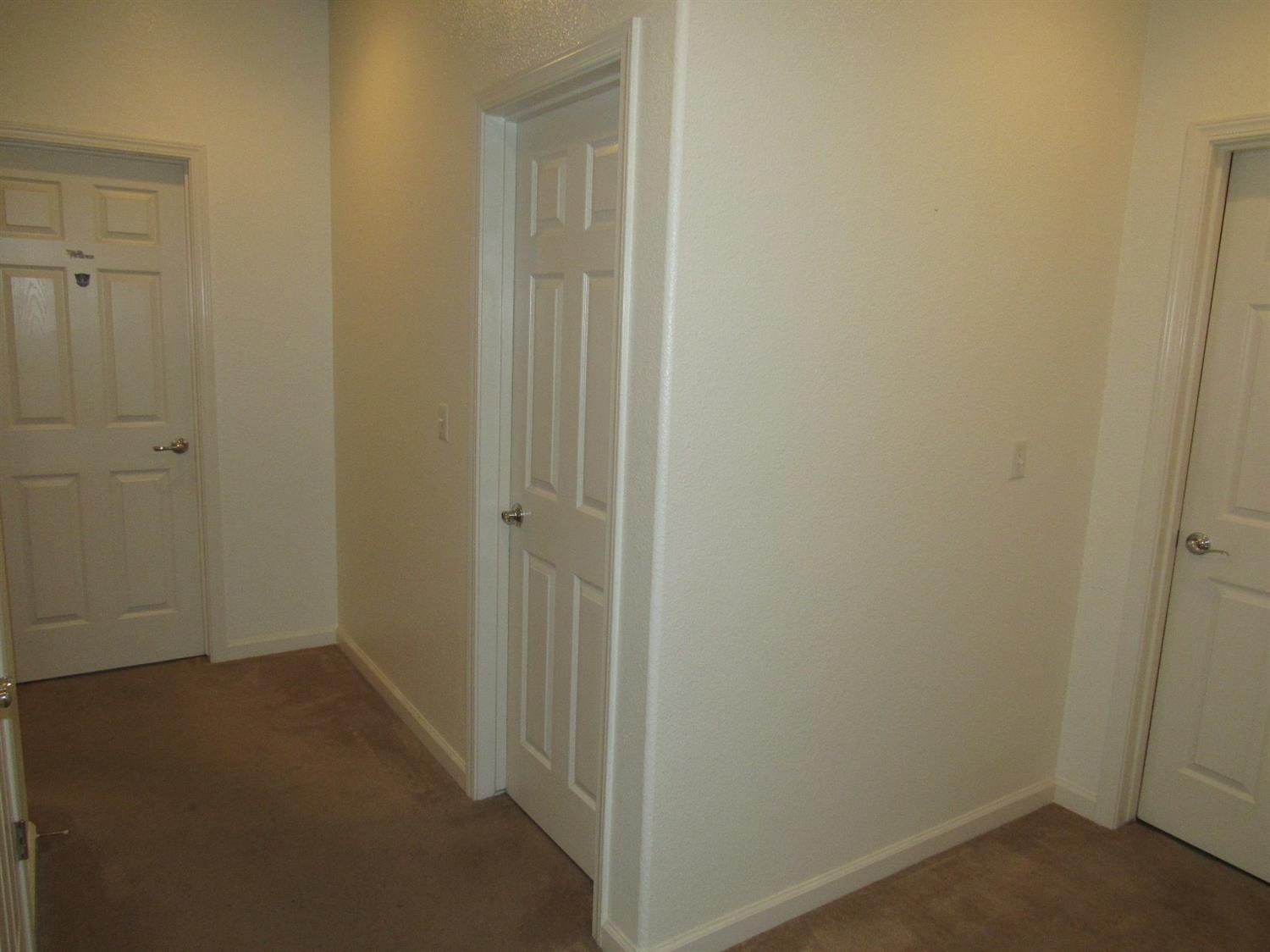 2141 Sheldon Court Reedley, CA 93654 - Photo 11 of 22 Gallery Image 11