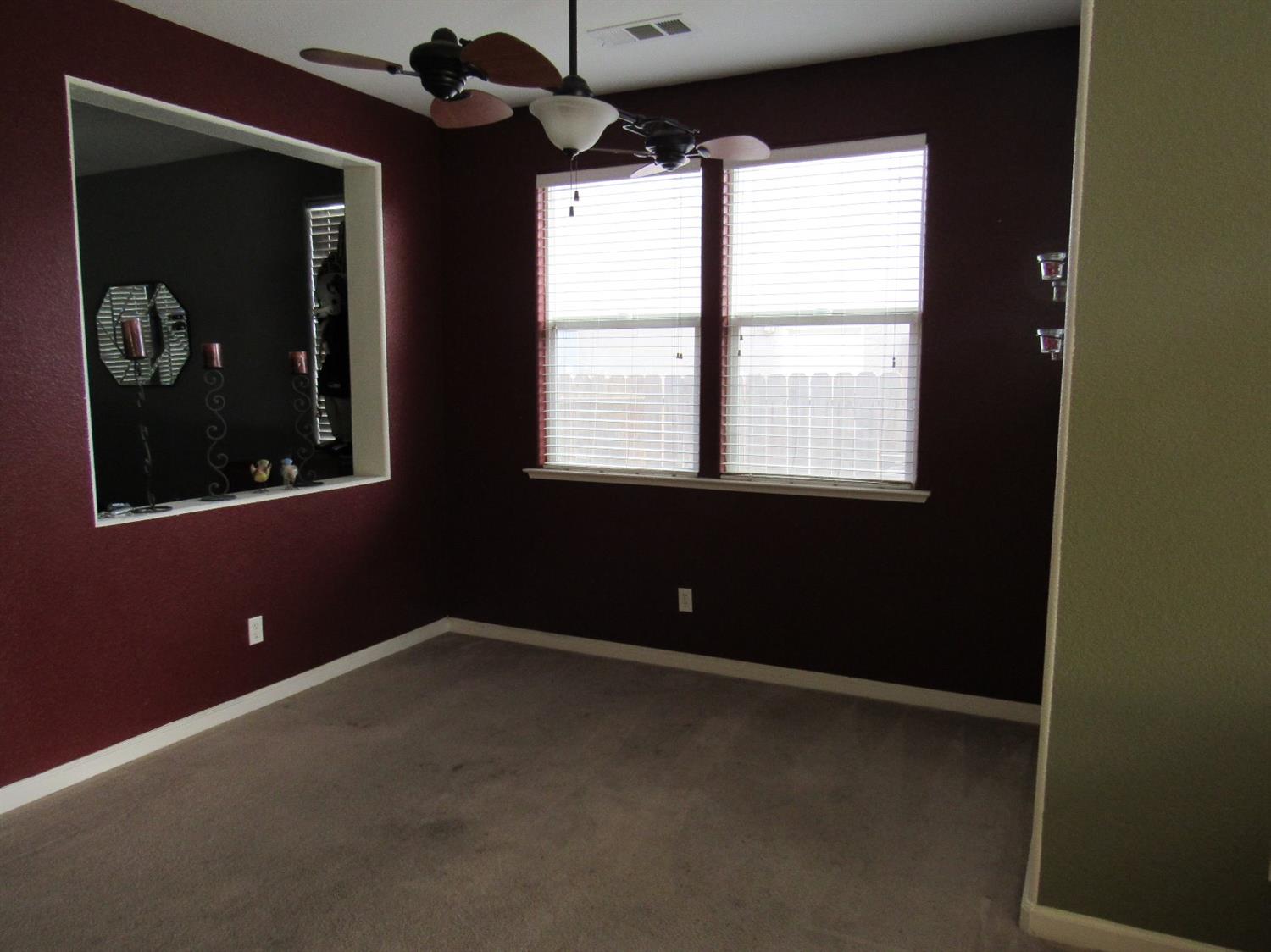 2141 Sheldon Court Reedley, CA 93654 - Photo 8 of 22 Gallery Image 8