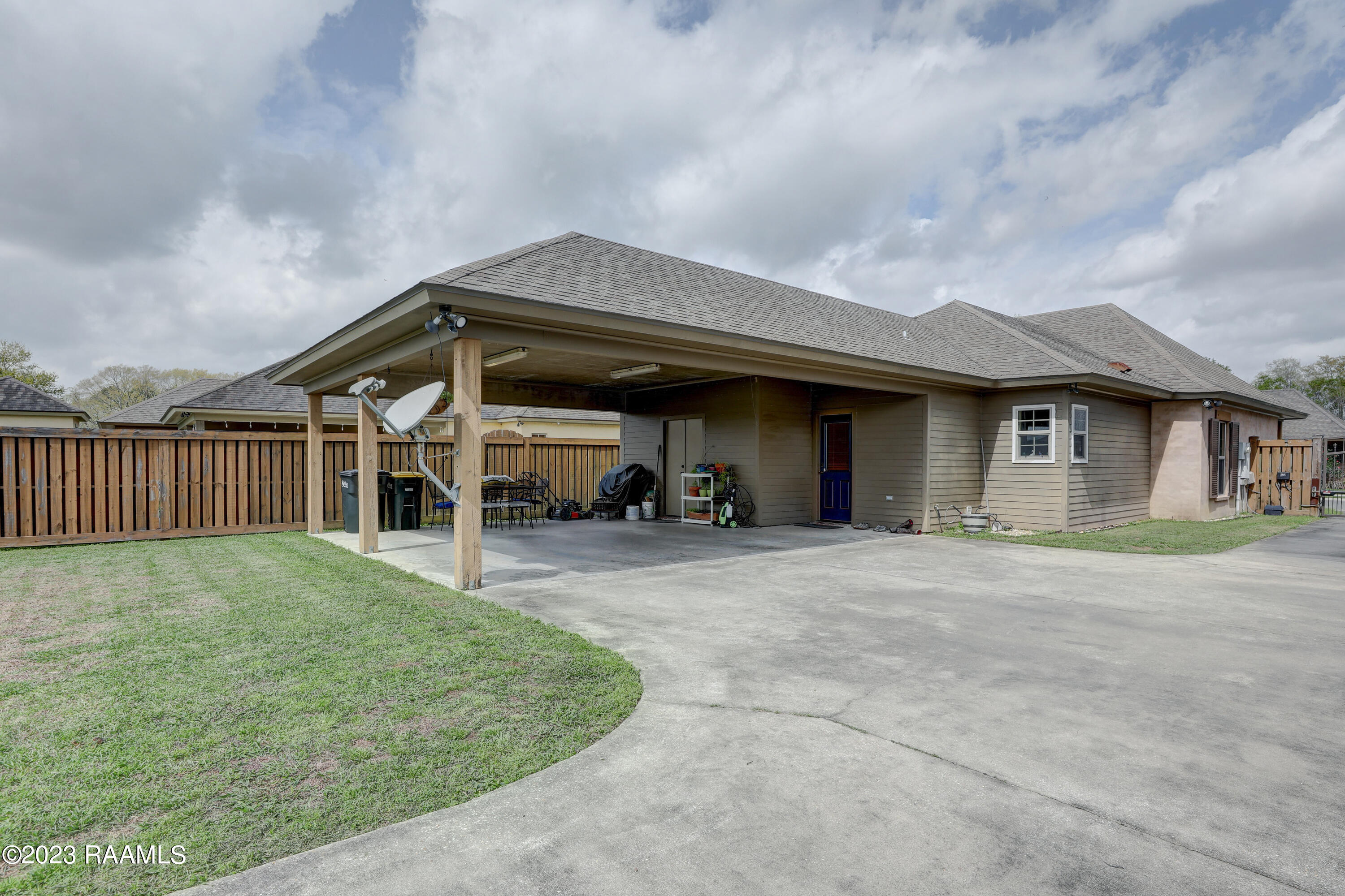 818 Russo Road New Iberia, LA 70563 - Photo 19 of 20 Gallery Image 19