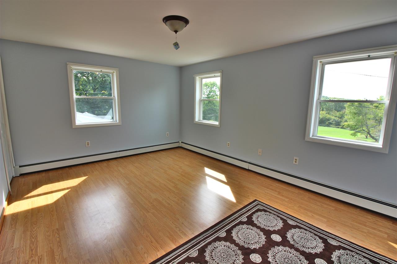 263 Elm Street Shaftsbury, VT 05257 - Photo 19 of 36