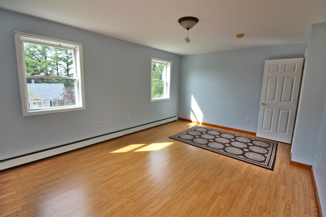 263 Elm Street Shaftsbury, VT 05257 - Photo 20 of 36