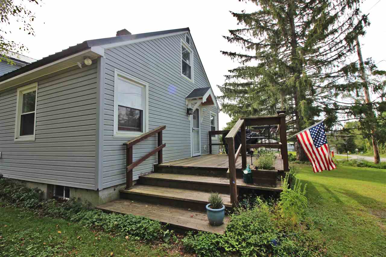 263 Elm Street Shaftsbury, VT 05257 - Photo 3 of 36