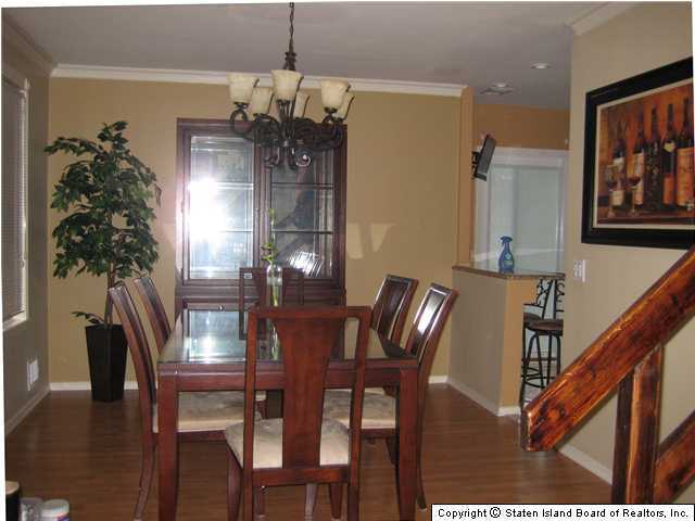 29 Rumson Road Staten Island, NY 10314 - Photo 3 of 7 Additional Photo