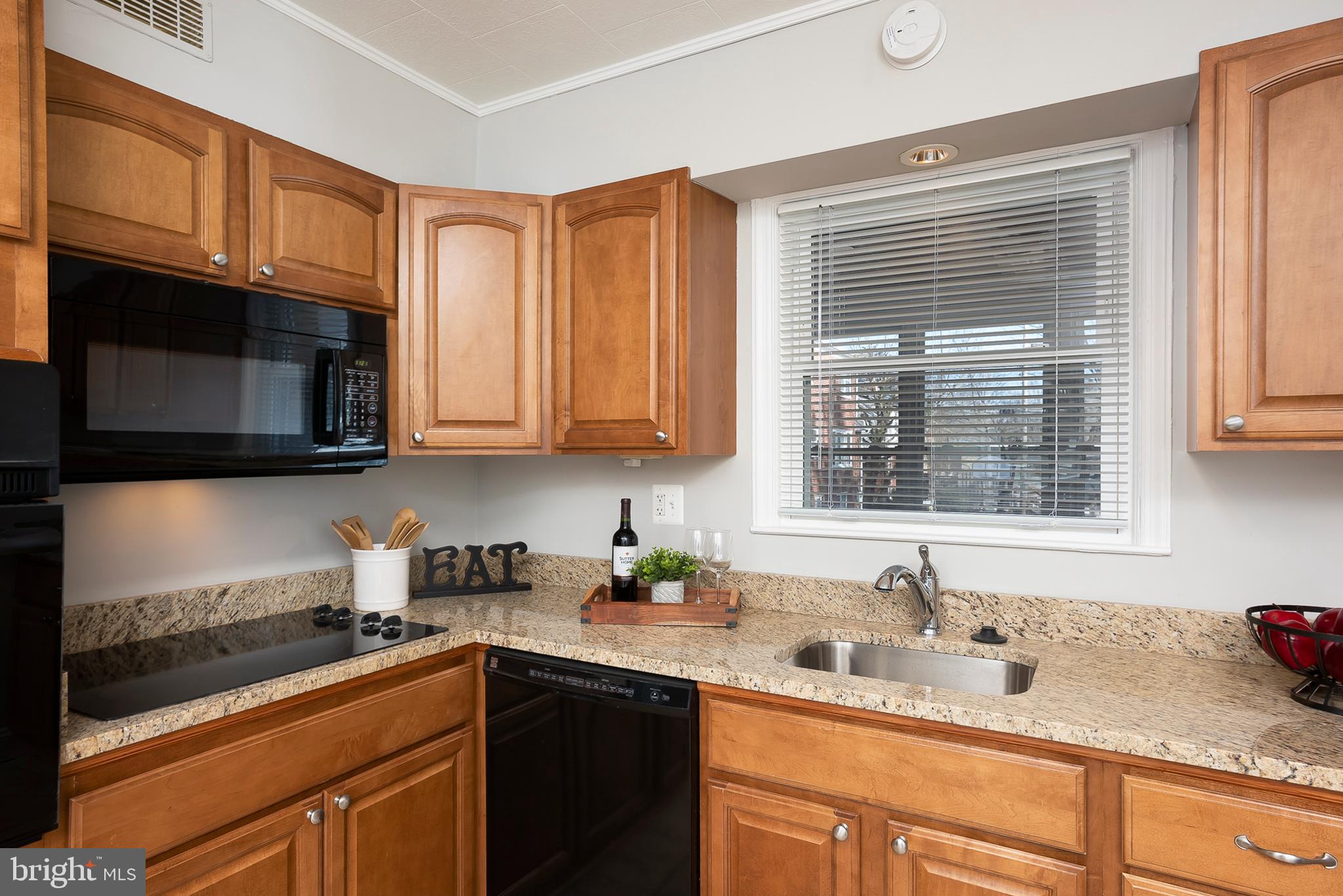 241 Ridgeway Road Catonsville, MD 21228 - Photo 12 of 29 Kitchen