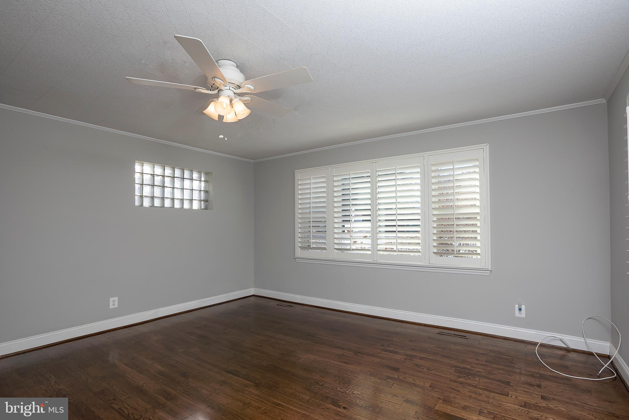 241 Ridgeway Road Catonsville, MD 21228 - Photo 14 of 29 Master Bedroom