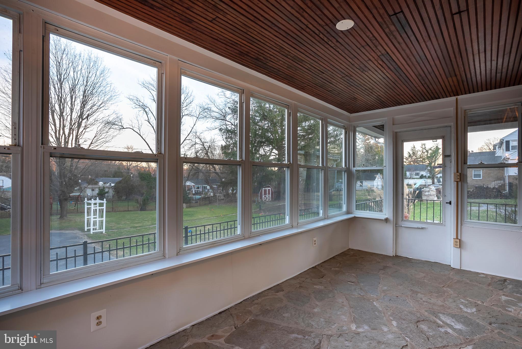 241 Ridgeway Road Catonsville, MD 21228 - Photo 26 of 29 Screened In Porch