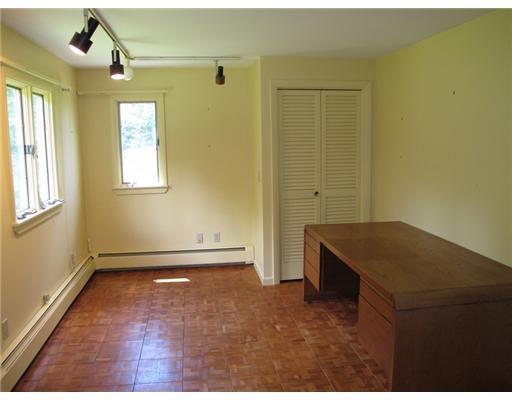 40 Seawood Park Road New Harbor, ME 04554 - Photo 12 of 25 Junior Office.