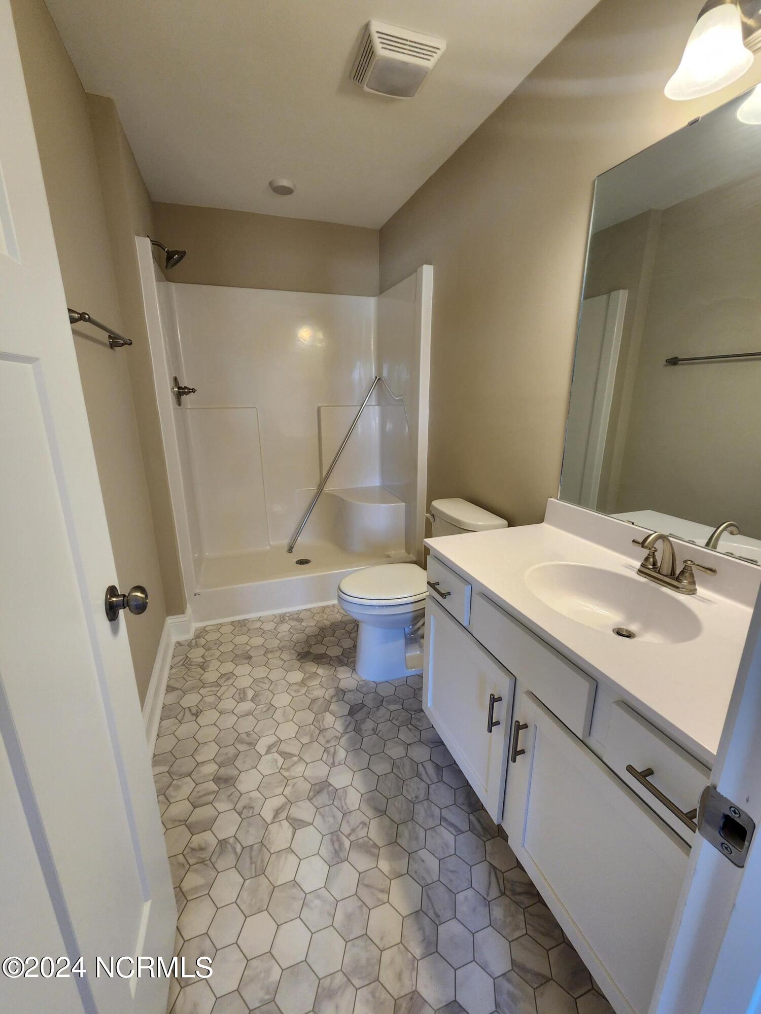 126 Smallwood Road Hubert, NC 28539 - Photo 15 of 23 Primary Bathroom