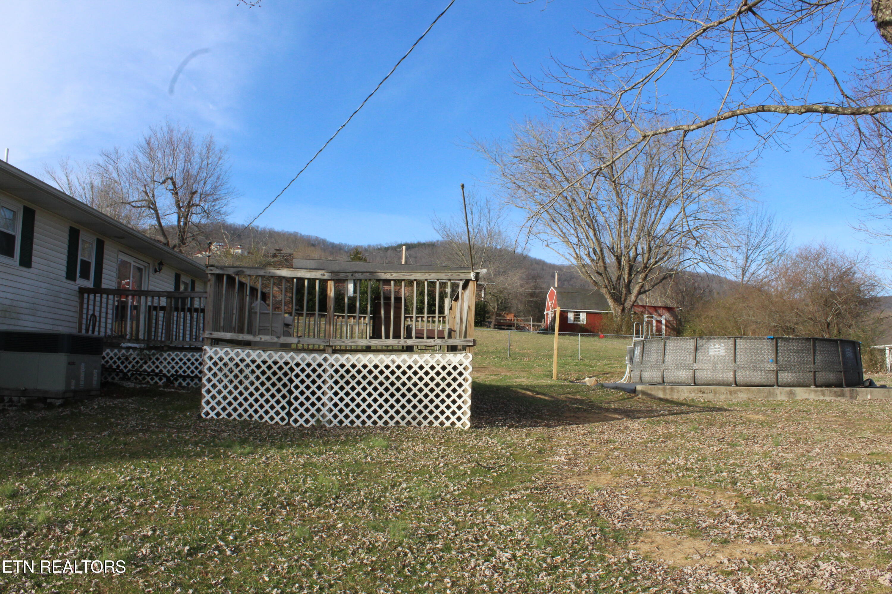 412 Jane Way Lane Jacksboro, TN 37757 - Photo 10 of 22 IMG_7284