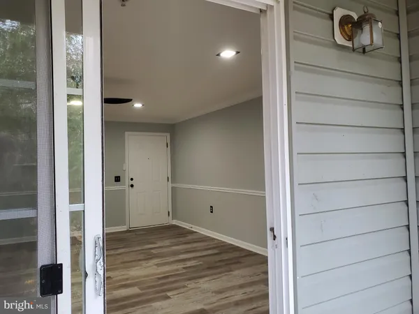 $2,000 | 503 Garrison Woods Drive, Unit 213, Stafford, VA 22556