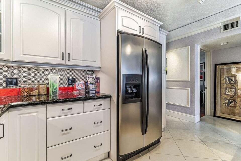 9184 Flynn Circle, Unit 6 Boca Raton, FL 33496 - Photo 6 of 22 9184-7