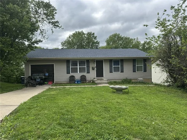 $229,950 | 4804 North Tullis Avenue, Kansas City, MO 64119