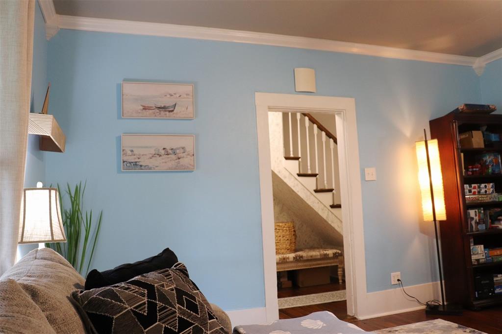 201 Shaffner Street Ponder, TX 76259 - Photo 19 of 40 a living room with furniture and a window