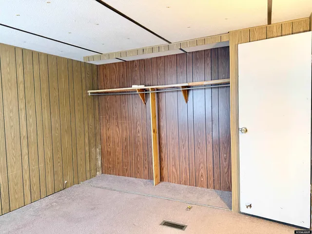 $50,000 | 15 Brilliant Street, Diamondville, WY 83116