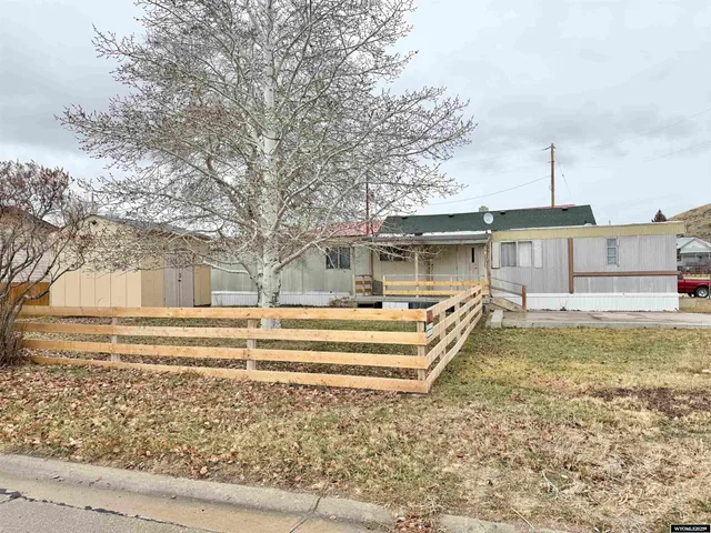 $50,000 | 15 Brilliant Street, Diamondville, WY 83116