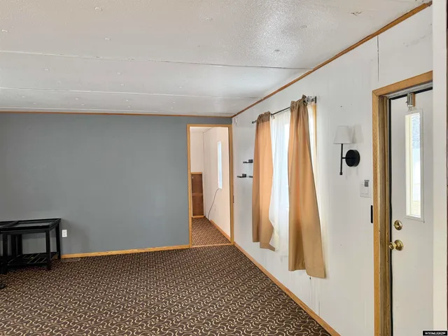 $50,000 | 15 Brilliant Street, Diamondville, WY 83116