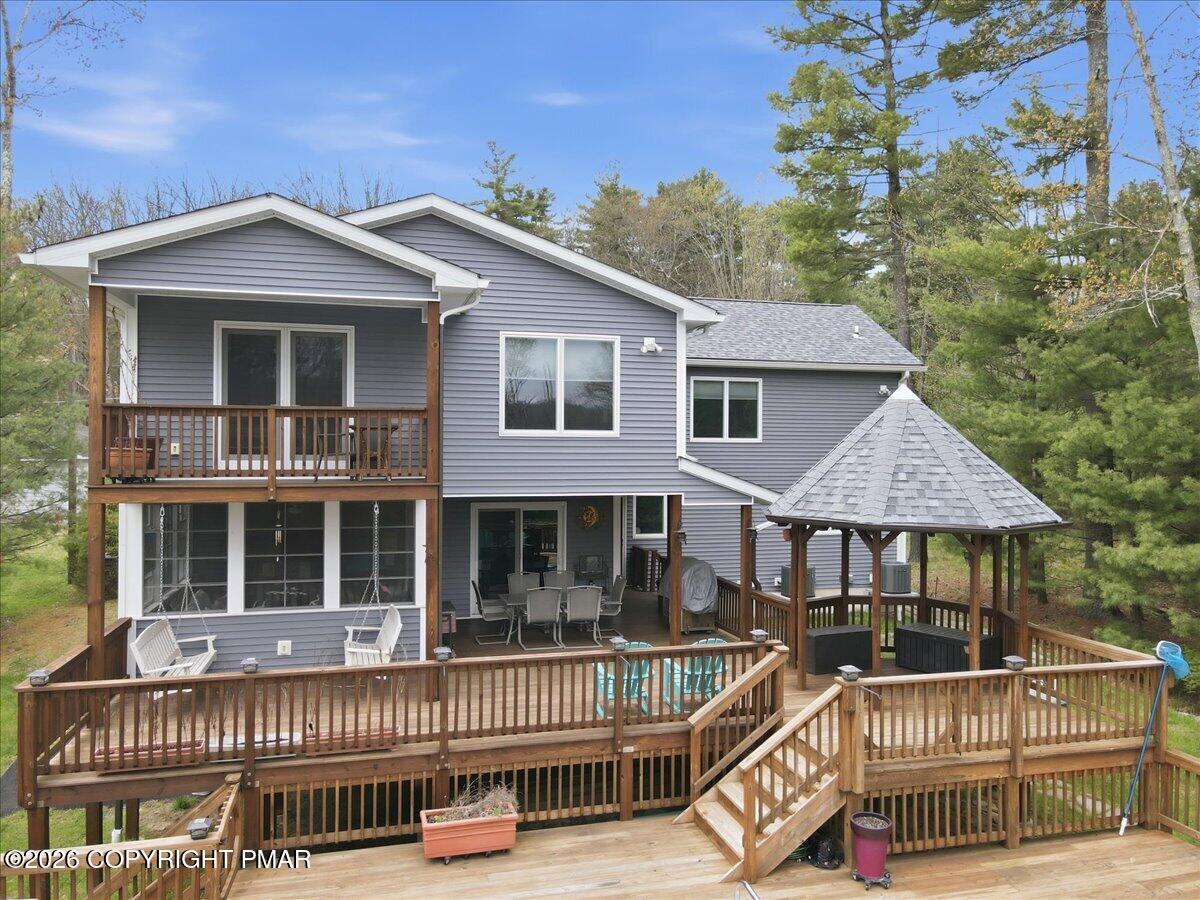111 Spinnler Point Road Tafton, PA 18464 - Photo 1 of 148 133-141_dji_fly_20260422_135456_471_1776