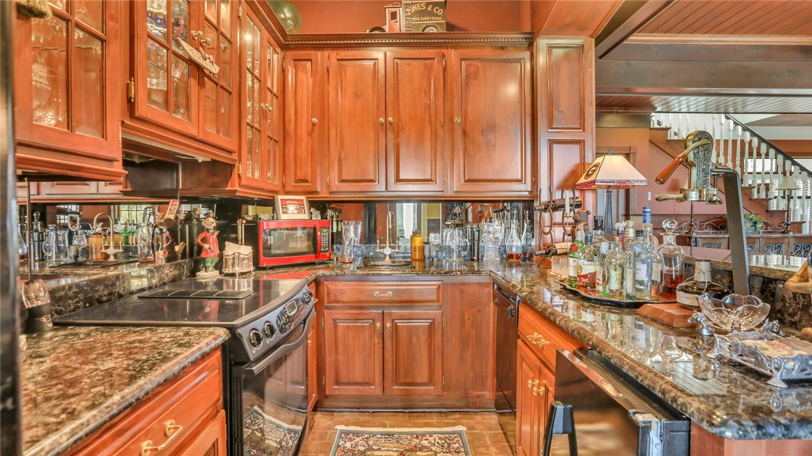 189 Bluff Creek Road Midway, GA 31320 - Photo 5 of 50