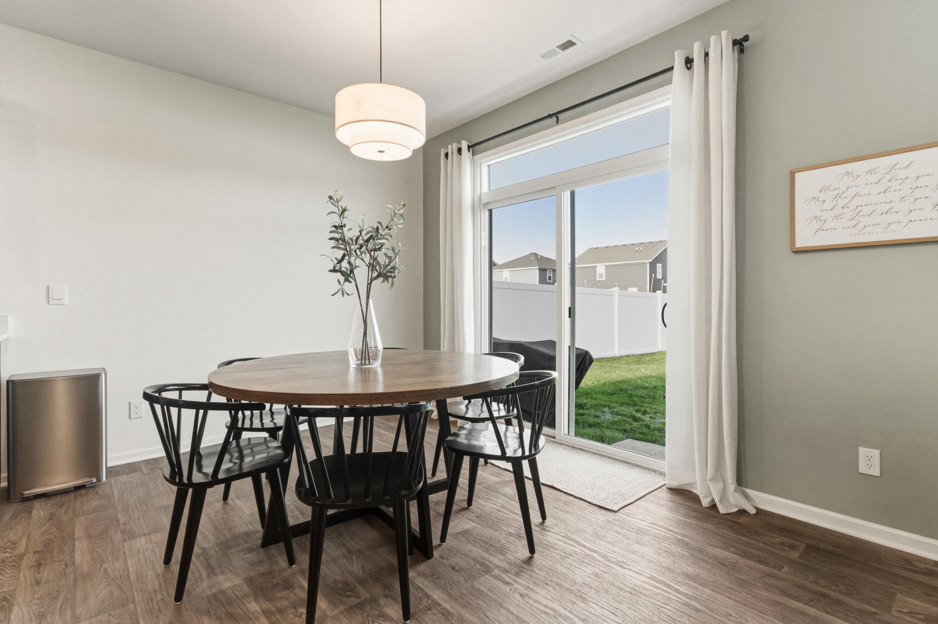 10365 Whitney Place Crown Point, IN 46307 - Photo 12 of 33 3000x1995