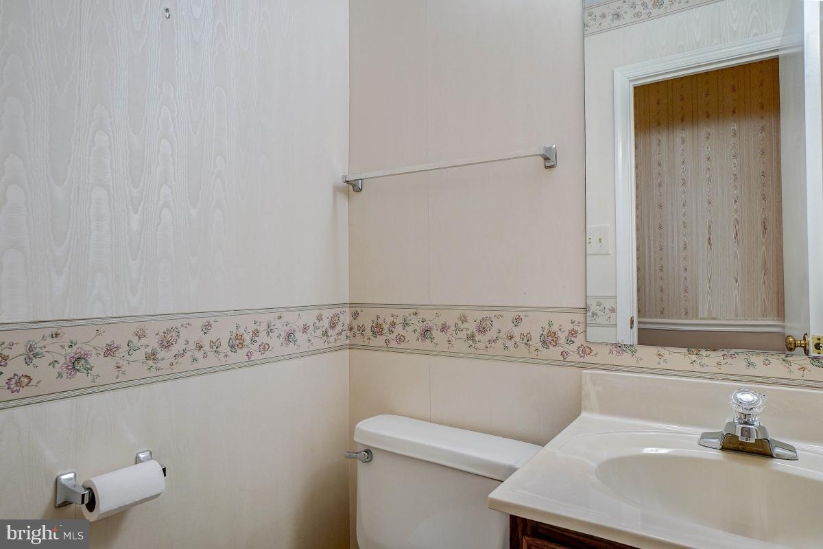 18 Ridge Heights Court Gaithersburg, MD 20879 - Photo 25 of 30