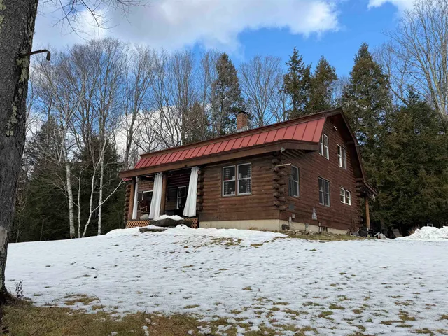 $649,000 | 441 West Unity Road, Claremont, NH 03743