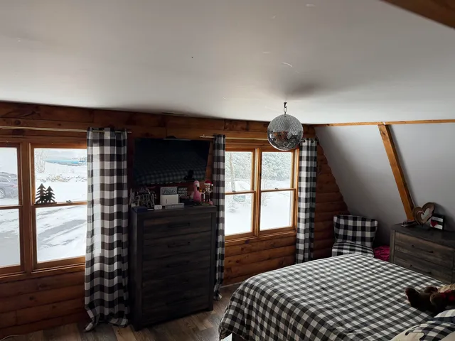 $649,000 | 441 West Unity Road, Claremont, NH 03743