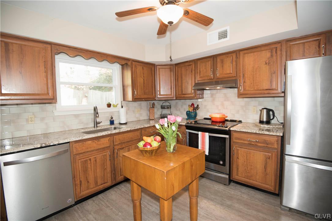 1709 Brandywine Road Allentown, PA 18104 - Photo 12 of 30 Gallery Image 12