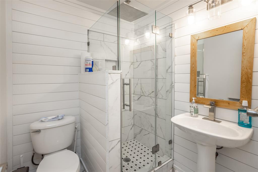 313 Fair Avenue Gainesville, TX 76240 - Photo 19 of 27