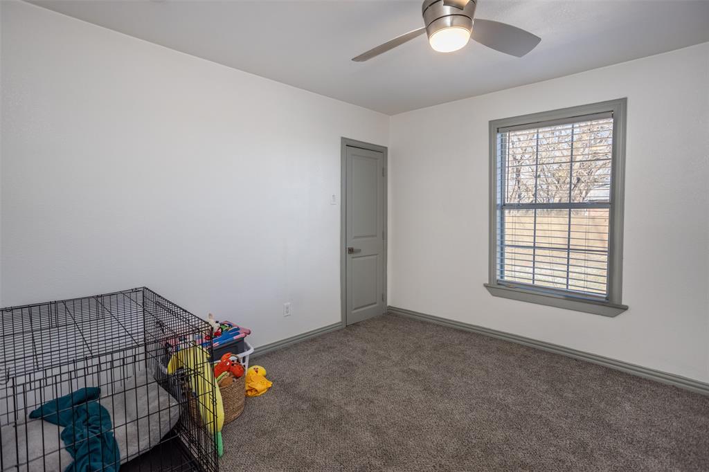 313 Fair Avenue Gainesville, TX 76240 - Photo 22 of 27