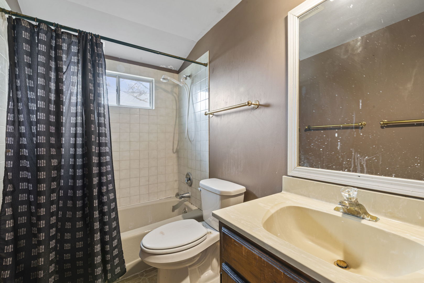 391 Cornell Lane Elgin, IL 60123 - Photo 14 of 20 a bathroom with a sink toilet and shower