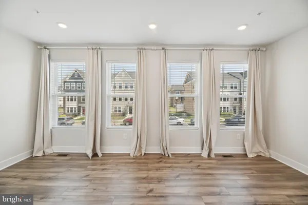 $430,000 | 6929 Waterbury Place, Bryans Road, MD 20616