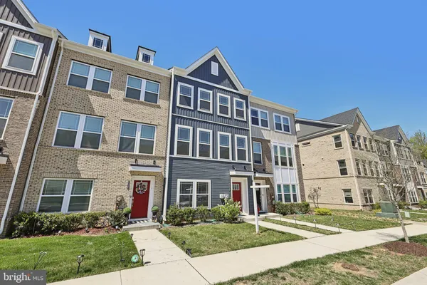 $430,000 | 6929 Waterbury Place, Bryans Road, MD 20616