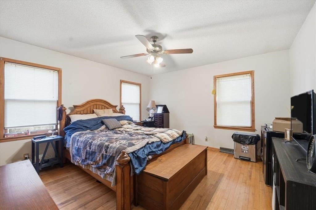 17516 140th Street Randalia, IA 52164 - Photo 8 of 28 Gallery Image 8